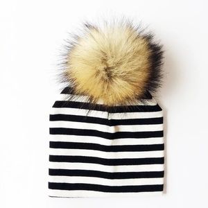 Brand new Baby/Toddler toque hat with pompom
